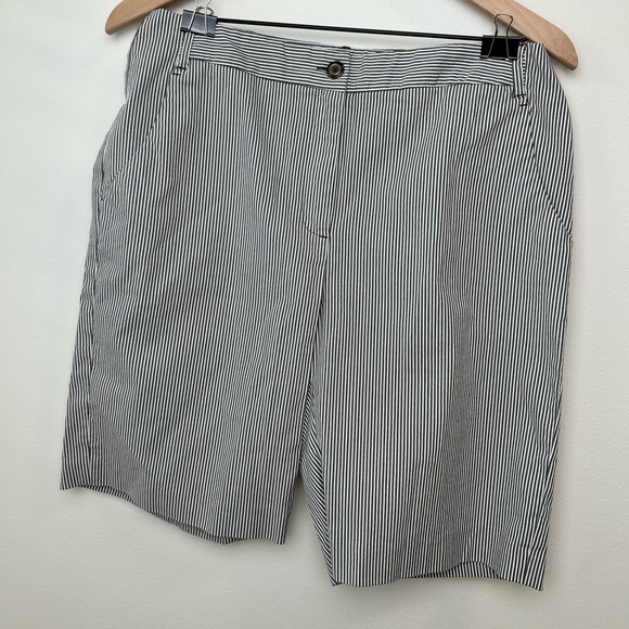EP Pro Pants - EP Pro Golf Shorts Women’s 8 Grey White Pinstripe 9” Inseam Bermuda #Classic